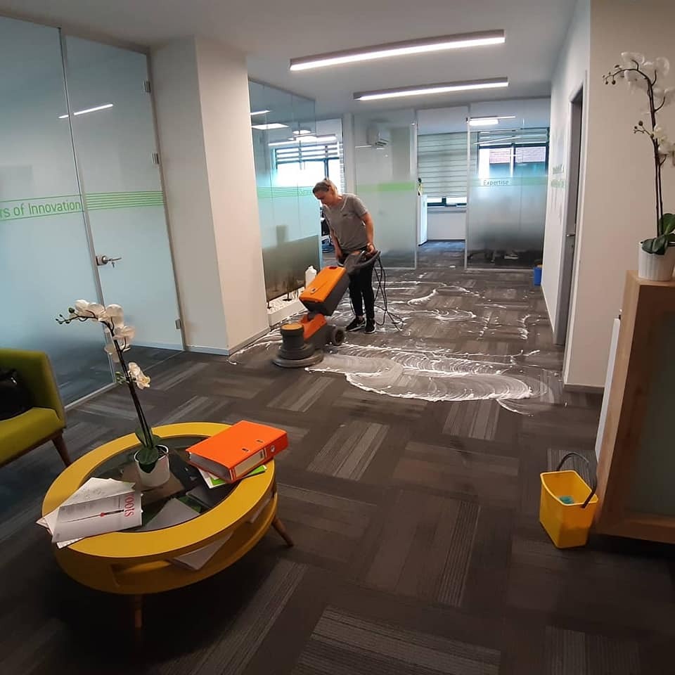 Dilovası Yerinde Ofis Halı Yıkama